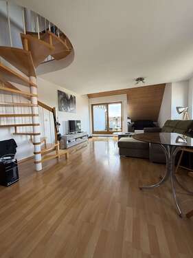 Foto - Wohnung zum Mieten in Wolfschlugen 820,00 € 70 m²