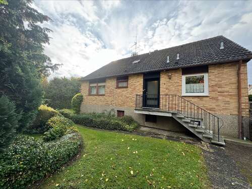 Foto - Haus zum Kaufen in Springe-Alvesrode 159.000,00 € 166 m²