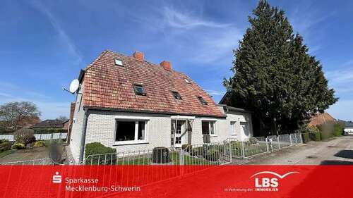 Foto - Haus zum Kaufen in Schwerin 422.000,00 € 148 m²