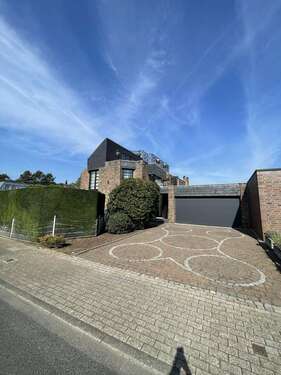 Foto - Haus zum Mieten in Kamp-Lintfort 1.500,00 € 180 m²