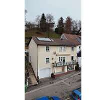 Haus zum Kaufen in Beratzhausen 280.000,00 € 148 m²