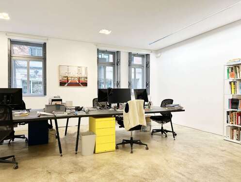 Foto - Büro in München 325,00 € 4 m² - 325,00&nbsp;EUR Kaltmiete, ca.&nbsp; 4,00&nbsp;m&sup2;