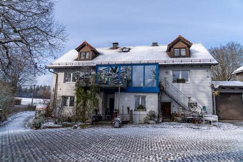 Foto - Haus zum Kaufen in Ebnath 380.000,00 € 283 m²