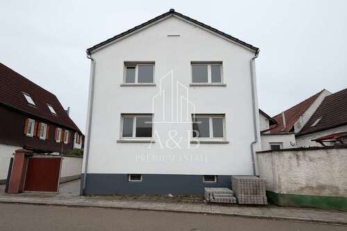 Foto - Haus zum Kaufen in Biblis 749.000,00 € 416 m²