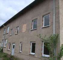 Halle in Paulinenaue 399.000,00 € 2357 m²