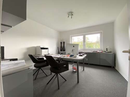 Foto - Büro in Linden 775,00 € 100 m² - 775,00 EUR Kaltmiete, ca.  100,00 m²
