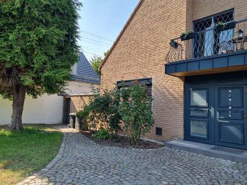Foto - Haus zum Kaufen in Köln 1.595.000,00 € 193 m²