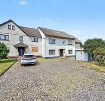 Haus zum Kaufen in Wächtersbach 265.000,00 € 238.24 m²