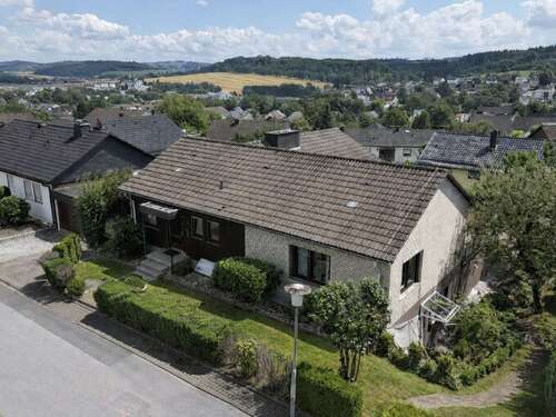 Foto - Haus zum Kaufen in Neuenrade 359.000,00 € 212 m²