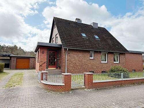 Foto - Haus zum Kaufen in Dannenberg 250.000,00 € 153 m²