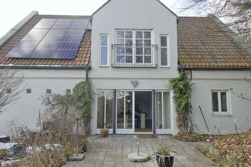 Foto - Haus zum Mieten in Grafrath 2.320,00 € 190 m²