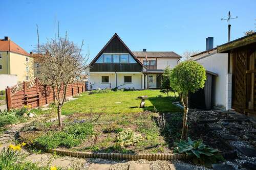 Foto - Haus zum Kaufen in Straubing 329.000,00 € 135.48 m²