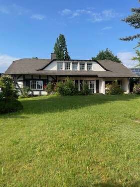 Foto - Haus zum Mieten in Dreieich 4.000,00 € 230 m²