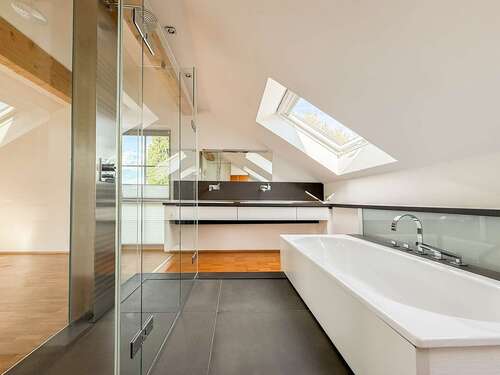 Foto - Haus zum Kaufen in Mettmann Metzkausen 749.000,00 € 150 m²