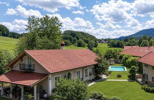 Foto - Haus zum Kaufen in Siegsdorf 1.599.999,00 € 238 m²