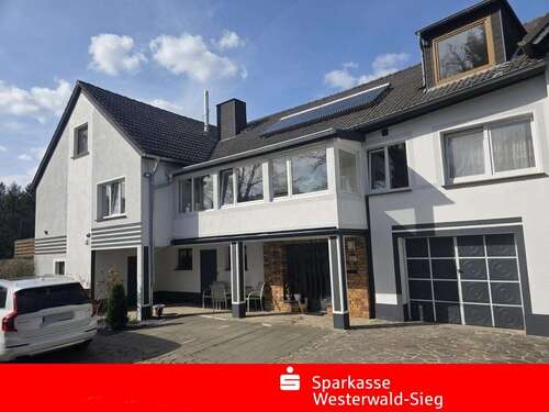 Foto - Haus zum Kaufen in Idelberg 365.000,00 € 246 m²