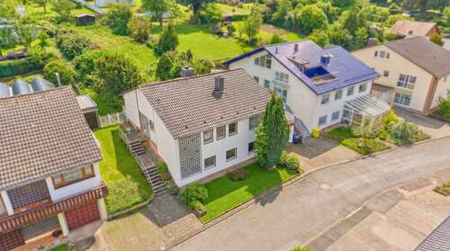 Foto - Haus zum Kaufen in Zweibrücken 245.000,00 € 147 m²