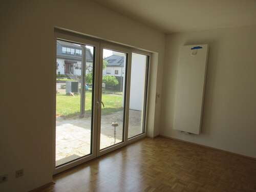 Foto - Haus zum Mieten in Limburg-Eschhofen 1.500,00 € 200 m²