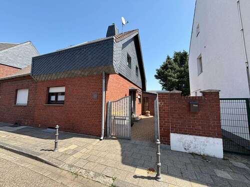 Foto - Haus zum Kaufen in Alsdorf 285.000,00 € 138.6 m²