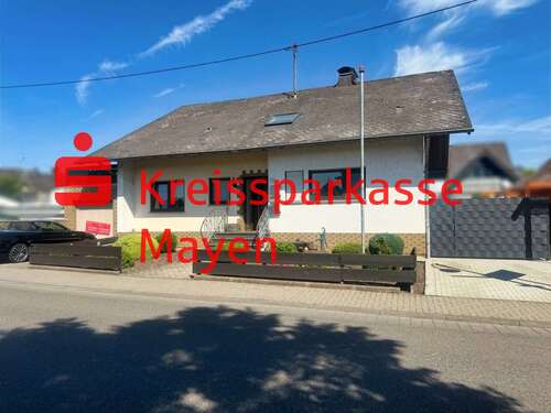 Foto - Haus zum Kaufen in Plaidt 425.000,00 € 270.98 m²