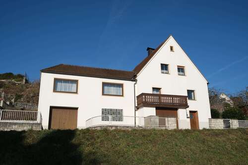 Foto - Haus zum Kaufen in Harburg 330.000,00 € 200 m²