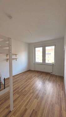 Foto - Wohnung zum Mieten in Karlsruhe 435,00 € 28 m²