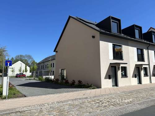 Foto - Haus zum Mieten in Luckenwalde 1.479,00 € 145 m²