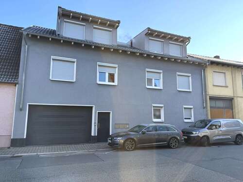 Foto - Haus zum Kaufen in Altlußheim 699.900,00 € 200 m²