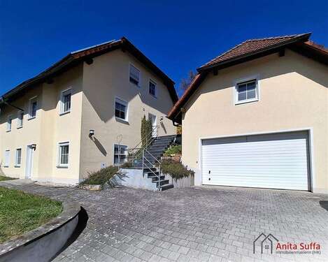 Foto - Haus zum Kaufen in Scheinfeld 439.000,00 € 289 m²