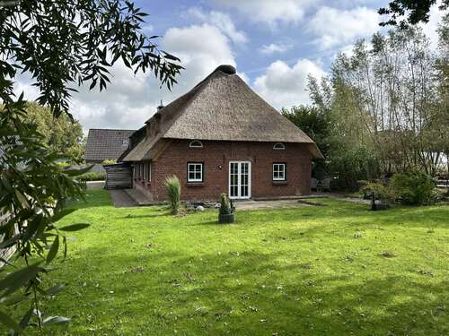 Foto - Haus zum Kaufen in Hattstedt 335.000,00 € 215 m²