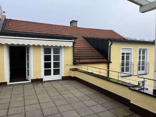 Foto - Wohnung zum Mieten in Mühldorf 1.295,00 € 107 m²