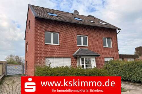 Foto - Haus zum Kaufen in Erkelenz-Granterath 349.000,00 € 194 m²
