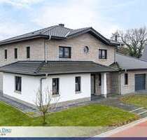 Haus zum Kaufen in Zetel 619.000,00 € 181.45 m²