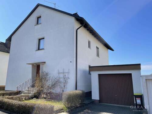 Foto - Haus zum Kaufen in Neustadt bei Coburg 265.000,00 € 174 m²