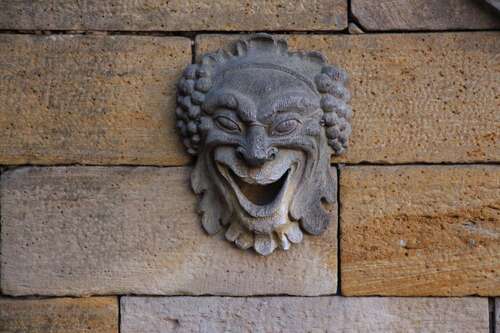 Foto - Haus zum Kaufen in Klingenmünster 690.000,00 € 650 m²