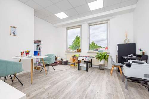 Foto - Büro in Neusäß 746,03 € 82.51 m²