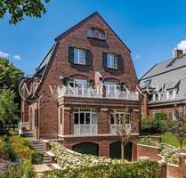 Haus zum Kaufen in Hamburg 2.890.000,00 € 242 m²