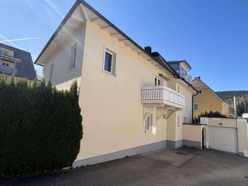 Foto - Haus zum Kaufen in Titisee-Neustadt 290.000,00 € 178 m²