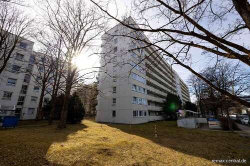 Foto - Wohnung zum Kaufen in München 300.000,00 € 54.6 m²
