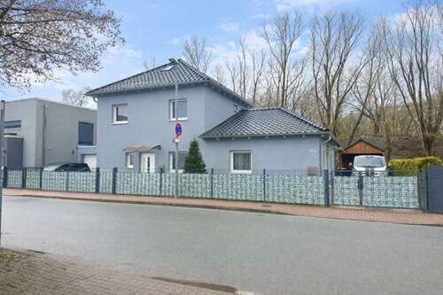 Foto - Haus zum Kaufen in Ronnenberg Empelde 749.000,00 € 176 m²