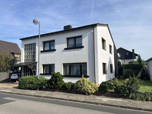 Foto - Haus zum Kaufen in Kreuzau 375.000,00 € 181 m²
