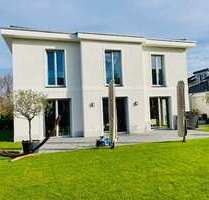 Haus zum Mieten in Gütersloh 2.130,00 € 193.87 m²