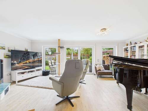 Foto - Haus zum Kaufen in Königsbrunn 690.000,00 € 143.33 m²