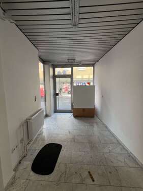 Foto - Einzelhandel in Solingen 350,00 € 50.31 m²