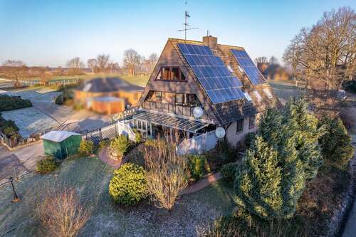 Foto - Haus zum Kaufen in Eyendorf 495.000,00 € 274 m²