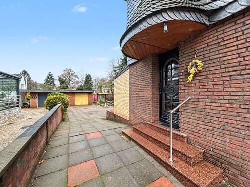 Foto - Haus zum Kaufen in Duisburg 239.000,00 € 116.99 m²