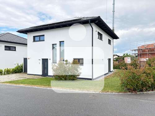 Foto - Haus zum Kaufen in Fürstenzell 560.000,00 € 133.84 m²