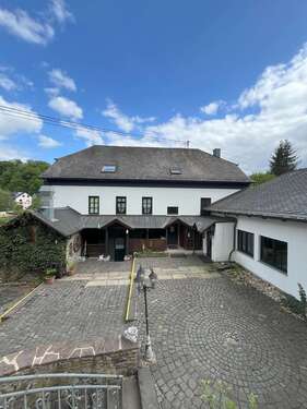 Foto - Haus zum Kaufen in Arzbach 745.000,00 € 550 m²
