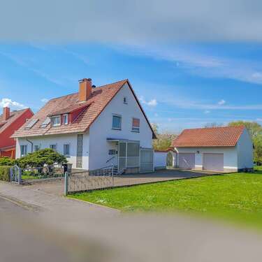 Foto - Haus zum Kaufen in Bovenden Lenglern 420.000,00 € 185 m²