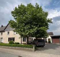 Haus zum Kaufen in Sundern-Meinkenbracht 360.000,00 € 344 m²